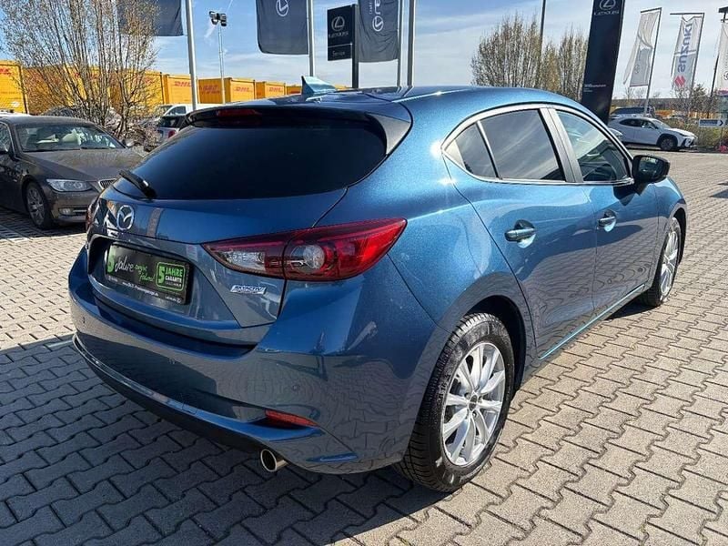 Gebraucht Mazda 3 Center-Line 120 PS (88 kW) 2018 Eternal blue metallic Limousine