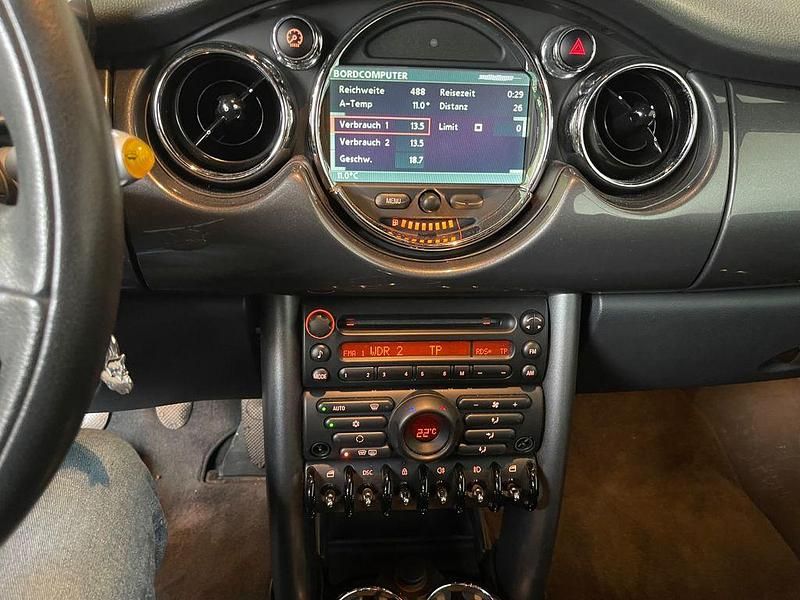 Gebraucht Mini Cooper Cabriolet 116 PS (85 kW) 2005 Rot Cabrio