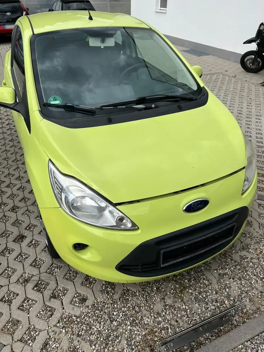 Gebraucht Ford Ka Trend 51 PS (37 kW) 2010 Grün Kleinwagen