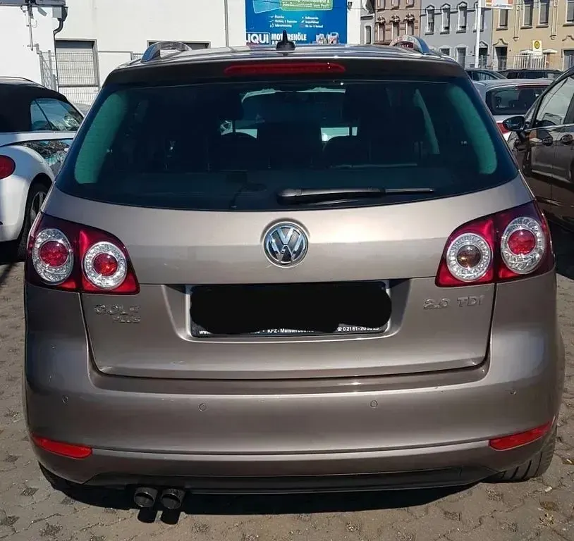 Gebraucht VW Golf Plus Highline 140 PS (102 kW) 2009 Braun Van / Kleinbus