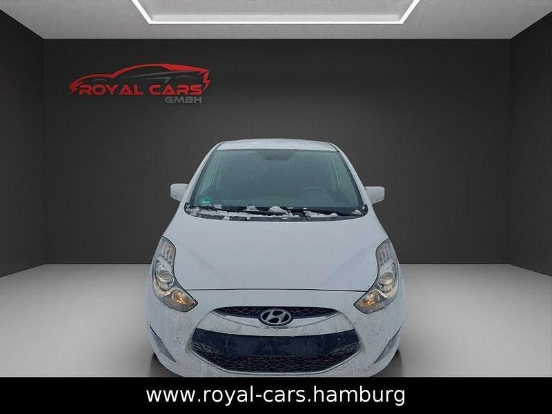Gebraucht Hyundai ix20 90 PS (66 kW) 2010 Weiß Kleinwagen