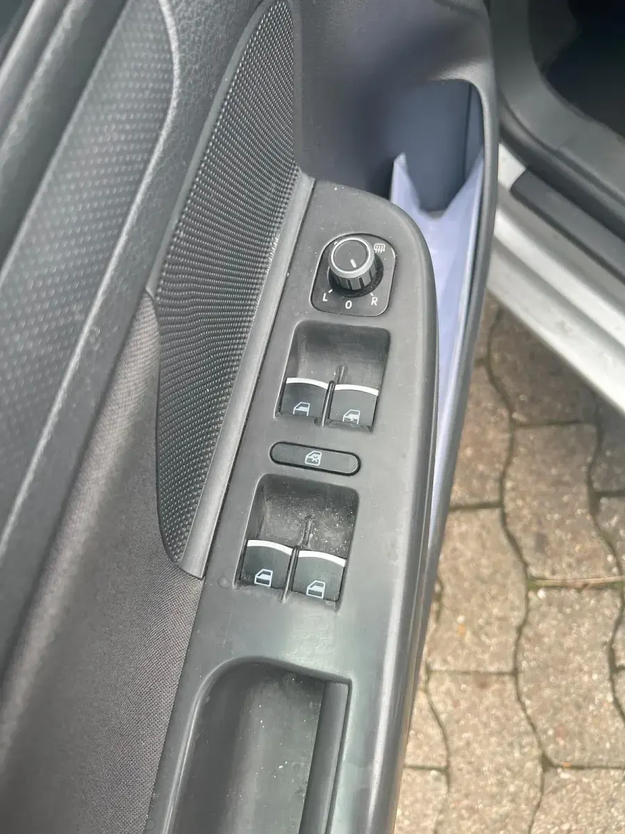 Gebraucht VW Golf IV 75 PS (55 kW) 2005 Silber Limousine