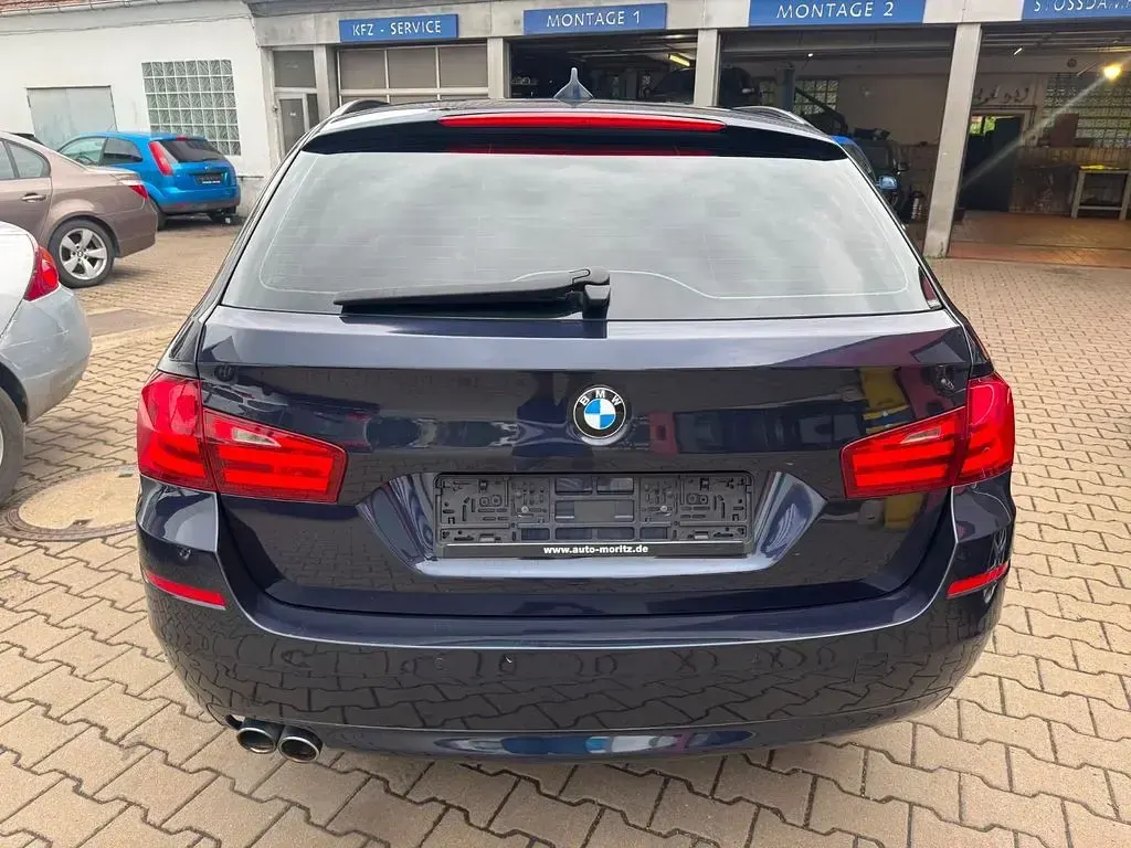 Gebraucht BMW 520 184 PS (135 kW) 2011 Blau Kombi