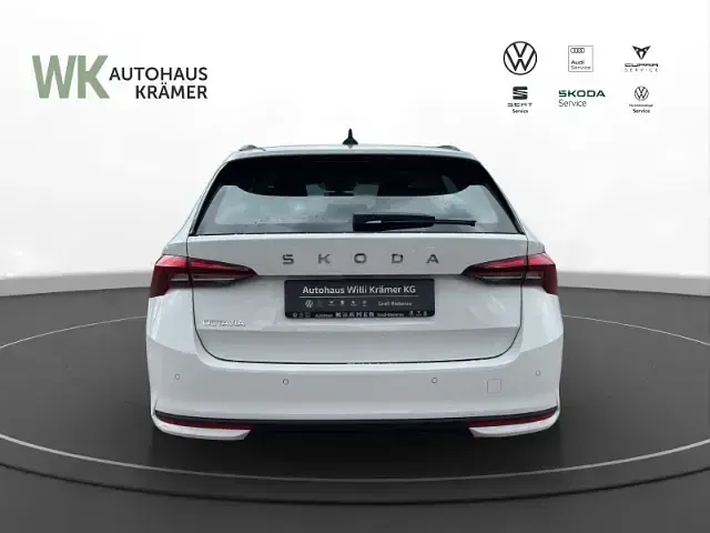 Gebraucht Skoda Octavia Essence 116 PS (85 kW) 2026 Weiss Kombi