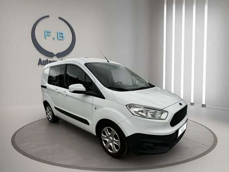 Weiß Gebraucht 2018 Ford Transit Limousine | 10.899 € (Guter Preis) - Bild 1/4