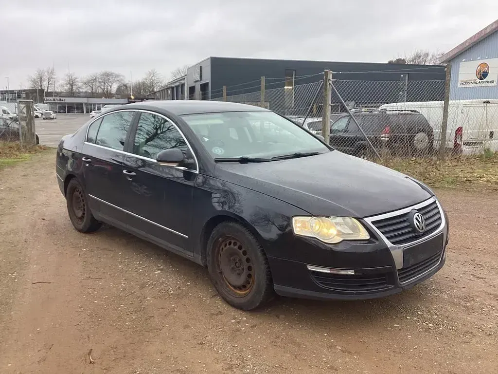 Używany VW Passat 2006 Czarny Sedan/Limuzyna