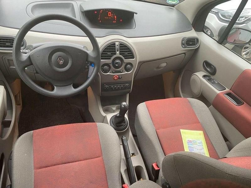 Gebraucht Renault Modus 88 PS (64 kW) 2006 Rot Van / Kleinbus