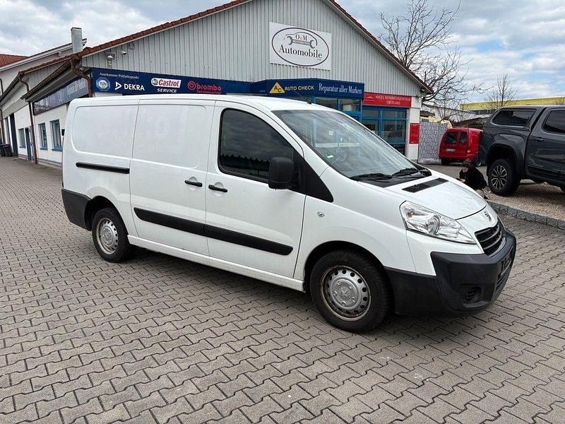 Gebraucht Peugeot Expert 128 PS (94 kW) 2016 Weiß Van