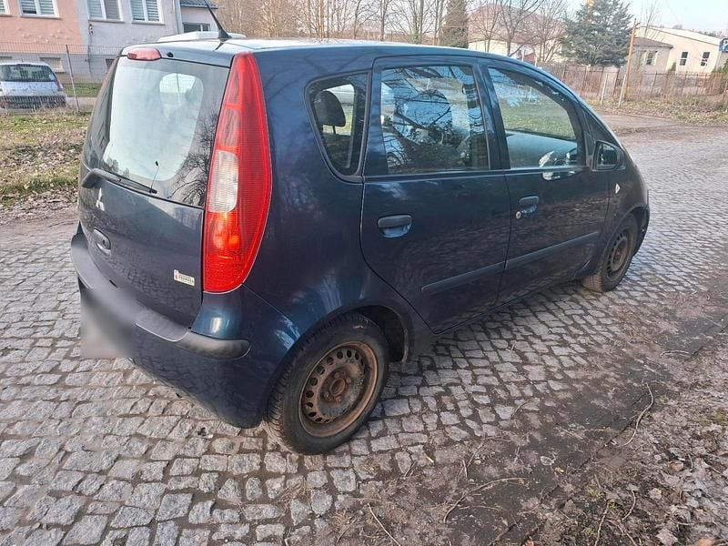 Gebraucht Mitsubishi Colt 95 PS (69 kW) 2006 Blau Limousine