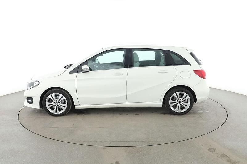 Gebraucht Mercedes B200 Urban 156 PS (114 kW) 2018 Weiß Van / Kleinbus