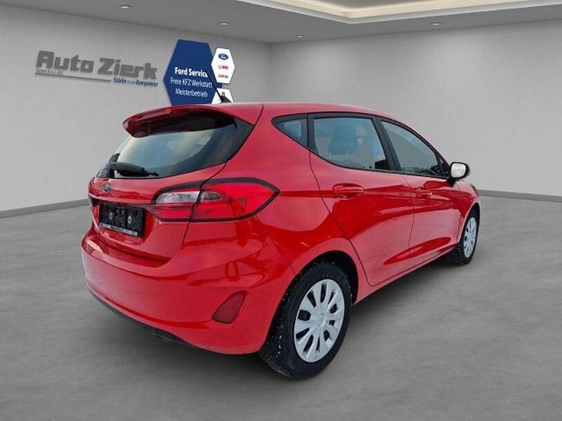 Gebraucht Ford Fiesta Cool & Connect 101 PS (74 kW) 2022 Rot Kleinwagen