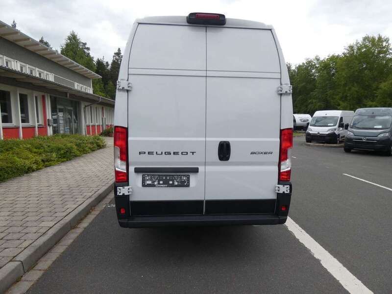 Neu Peugeot Boxer Comfort 179 PS (131 kW) 2025 Lack weiss Van