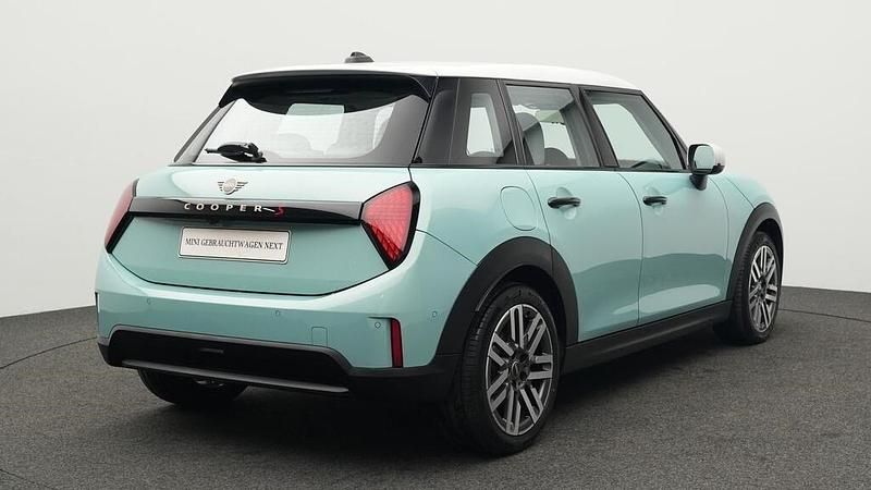 Gebraucht Mini Cooper S Classic 204 PS (150 kW) 2025 Grün Kleinwagen