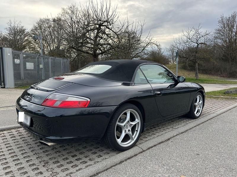 Gebraucht Porsche 911 Carrera Cabriolet 320 PS (235 kW) 2004 Schwarz Cabrio