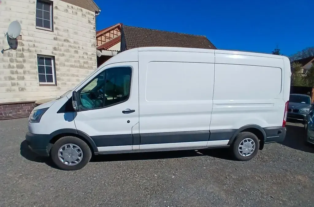 Używany Ford Transit Trend 131 KM (96 kW) 2018 Biały Minivan