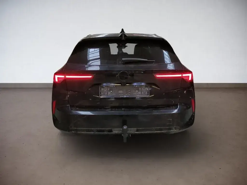 Gebraucht Opel Astra 114 kW (156 PS) 2025 Schwarz perla nera/typ aussenv Kleinwagen