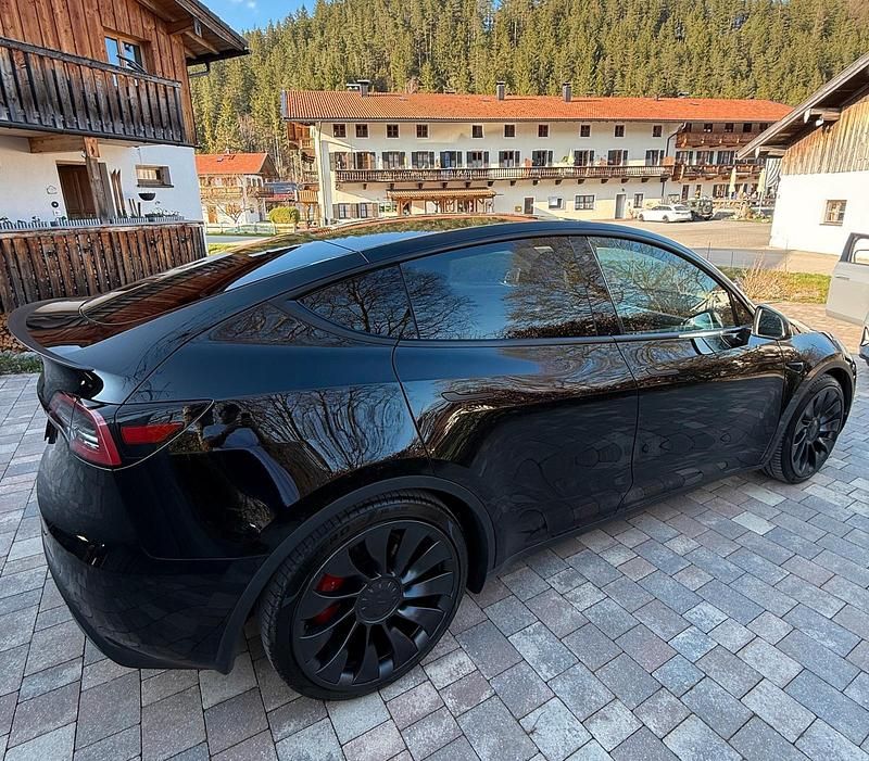 Occasion Tesla Model Y Performance 389 kW (530 ch) 2023 Noir SUV