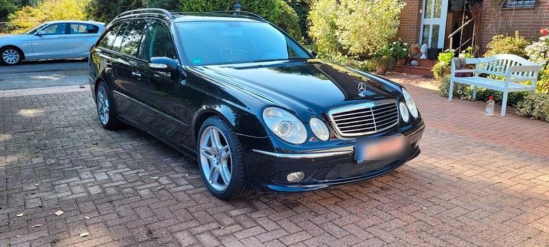 Schwarz Gebraucht 2004 Mercedes E55 AMG AMG Kombi | 21.500 € (Superpreis) - Bild 1/4