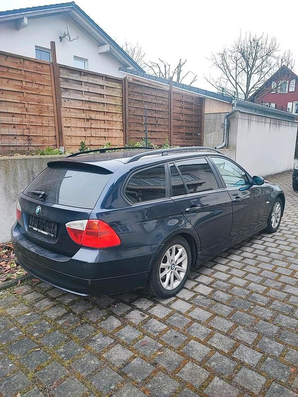 Gebraucht BMW 320 163 PS (119 kW) 2007 Kombi