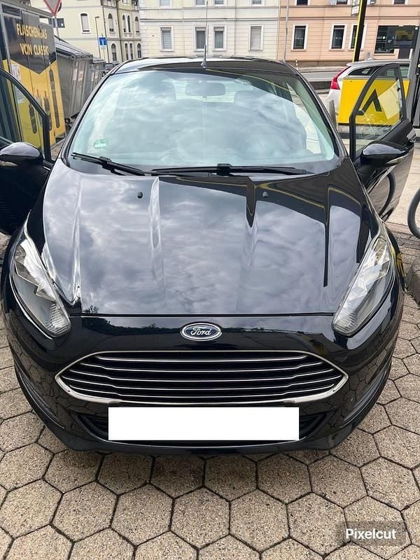 Schwarz Gebraucht 2014 Ford Fiesta SYNC Edition Kleinwagen | 4.450 € (Fairer Preis) - Bild 1/4