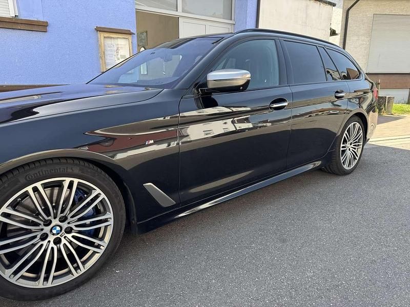Gebraucht BMW M550 Comfort Edition 400 PS (294 kW) 2018 Schwarz Limousine