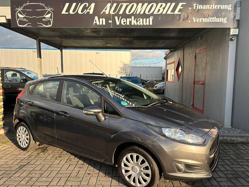 Gebraucht 2017 Ford Fiesta Celebration Kleinwagen | 8.999 € (Fairer Preis) - Bild 1/4