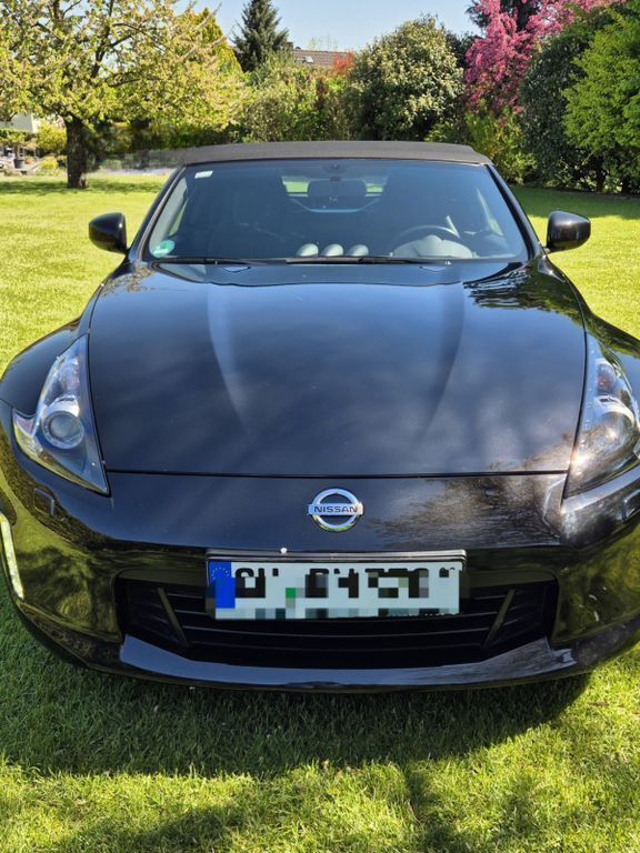 Schwarz Gebraucht 2020 Nissan 370Z Pack Cabrio | 33.990 € (Fairer Preis) - Bild 1/4