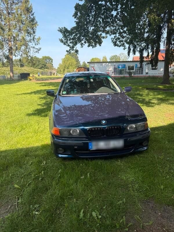 Blau Gebraucht 1999 BMW 523 M Sport Limousine | 5.000 € (Fairer Preis) - Bild 1/4
