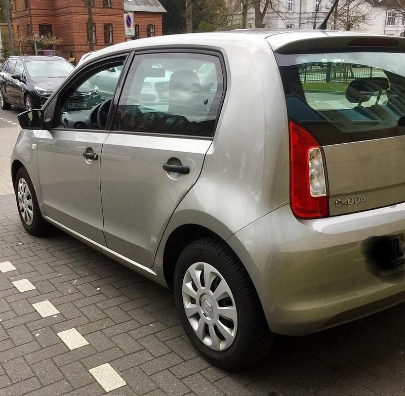Gebraucht Skoda Citigo 70 PS (51 kW) 2018 Silber Kleinwagen