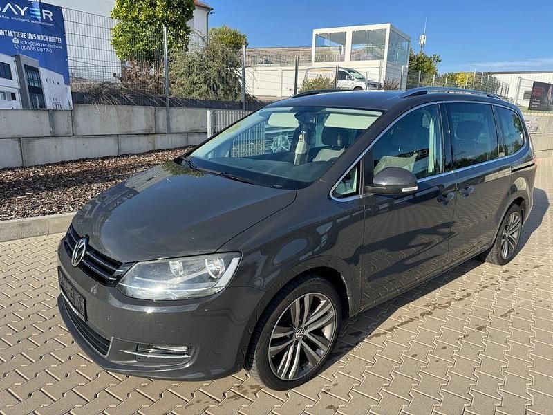 Grau Gebraucht 2013 VW Sharan Highline Van / Kleinbus | 8.800 € (Superpreis) - Bild 1/4