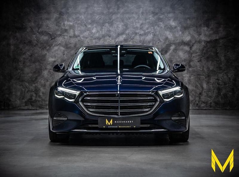 Usata Mercedes E450 Premium 367 CV (269 kW) 2024 Blu Berlina