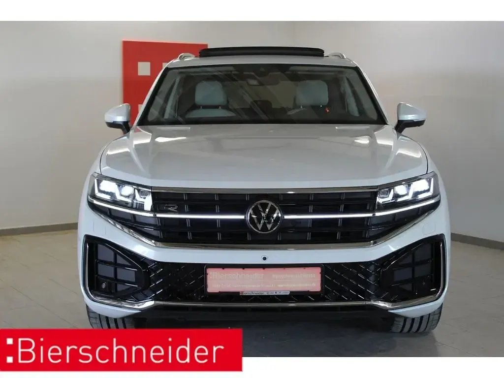 Gebraucht VW Touareg R-line 286 PS (210 kW) 2025 Weiss SUV
