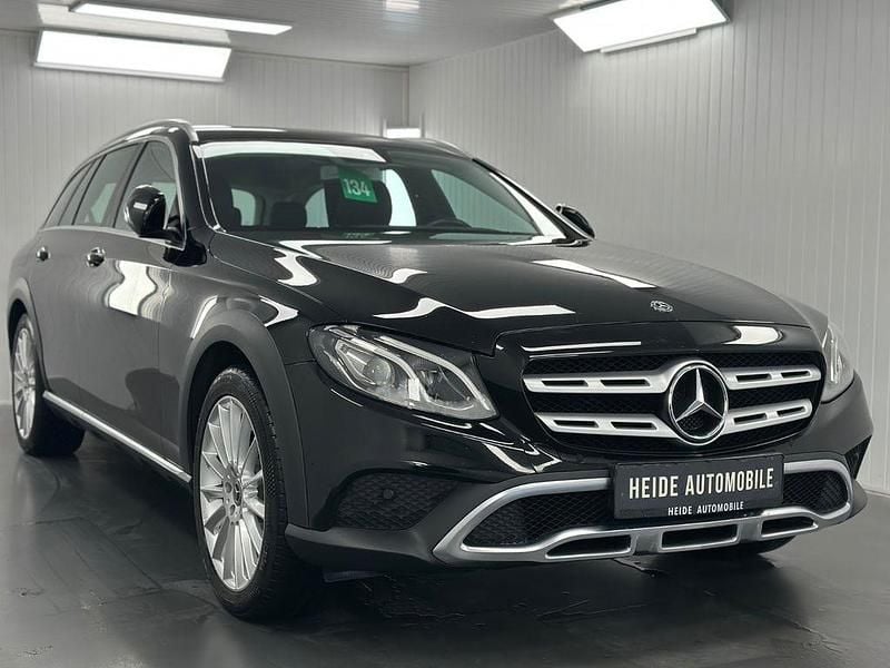 Gebraucht Mercedes E220 All-Terrain 194 PS (142 kW) 2018 Schwarz Kombi