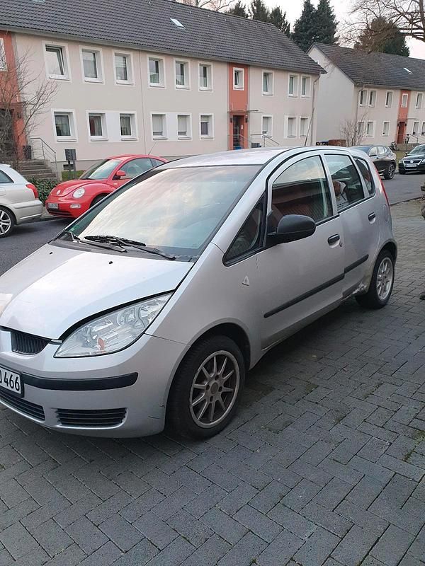 Gebraucht Mitsubishi Colt 95 PS (69 kW) 2005 Grau Kleinwagen