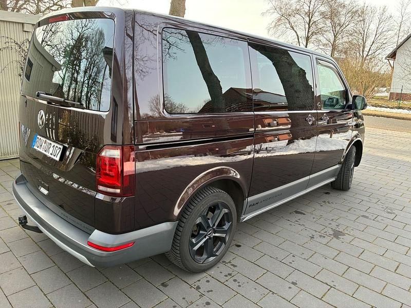 Gebraucht VW T6 204 PS (150 kW) 2017 Violett Van