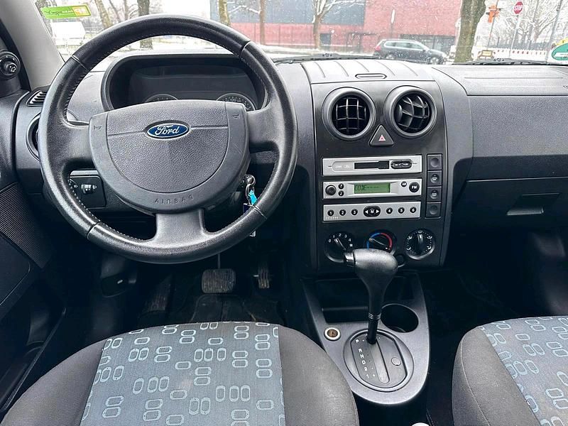 Silber Gebraucht 2005 Ford Fusion Kleinwagen | 2.500 € (Fairer Preis) - Bild 1/4