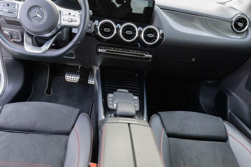 Gebraucht Mercedes GLA250 224 PS (164 kW) 2021 Weiß SUV