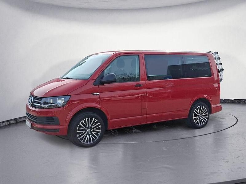 Gebraucht VW T6 Trendline 150 PS (110 kW) 2019 Rot Van