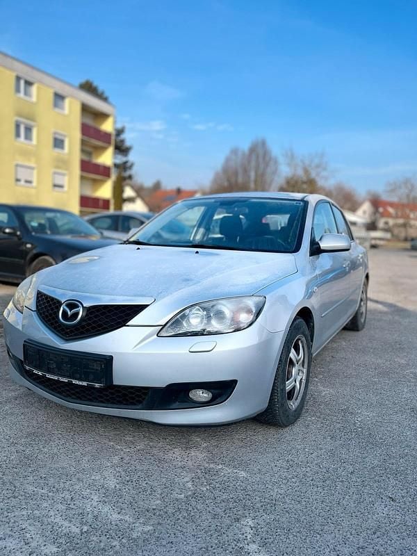 Silber Gebraucht 2006 Mazda 3 Kleinwagen | 750 € (Superpreis) - Bild 1/4