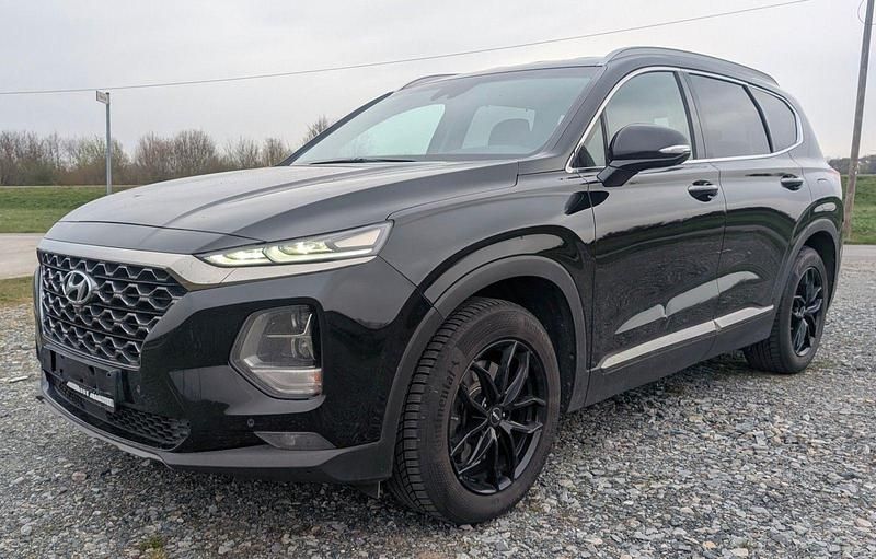 Gebraucht Hyundai Santa Fe Premium 200 PS (147 kW) 2019 Schwarz SUV