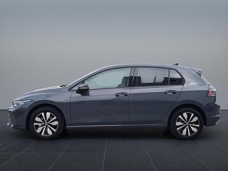 Gebraucht VW Golf VIII Goal 116 PS (85 kW) 2025 Grau Limousine