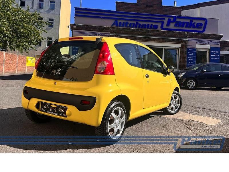 Gebraucht Peugeot 107 Filou 68 PS (50 kW) 2006 Gelb Kleinwagen