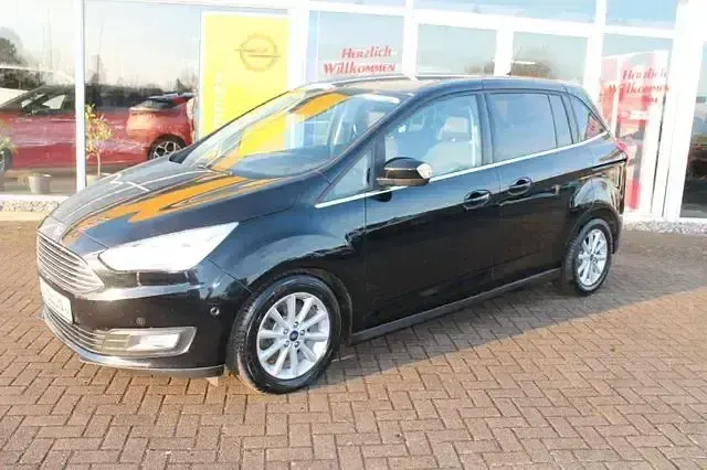 Używany Ford Grand C-Max Titanium 120 KM (88 kW) 2015 Czarny Minivan