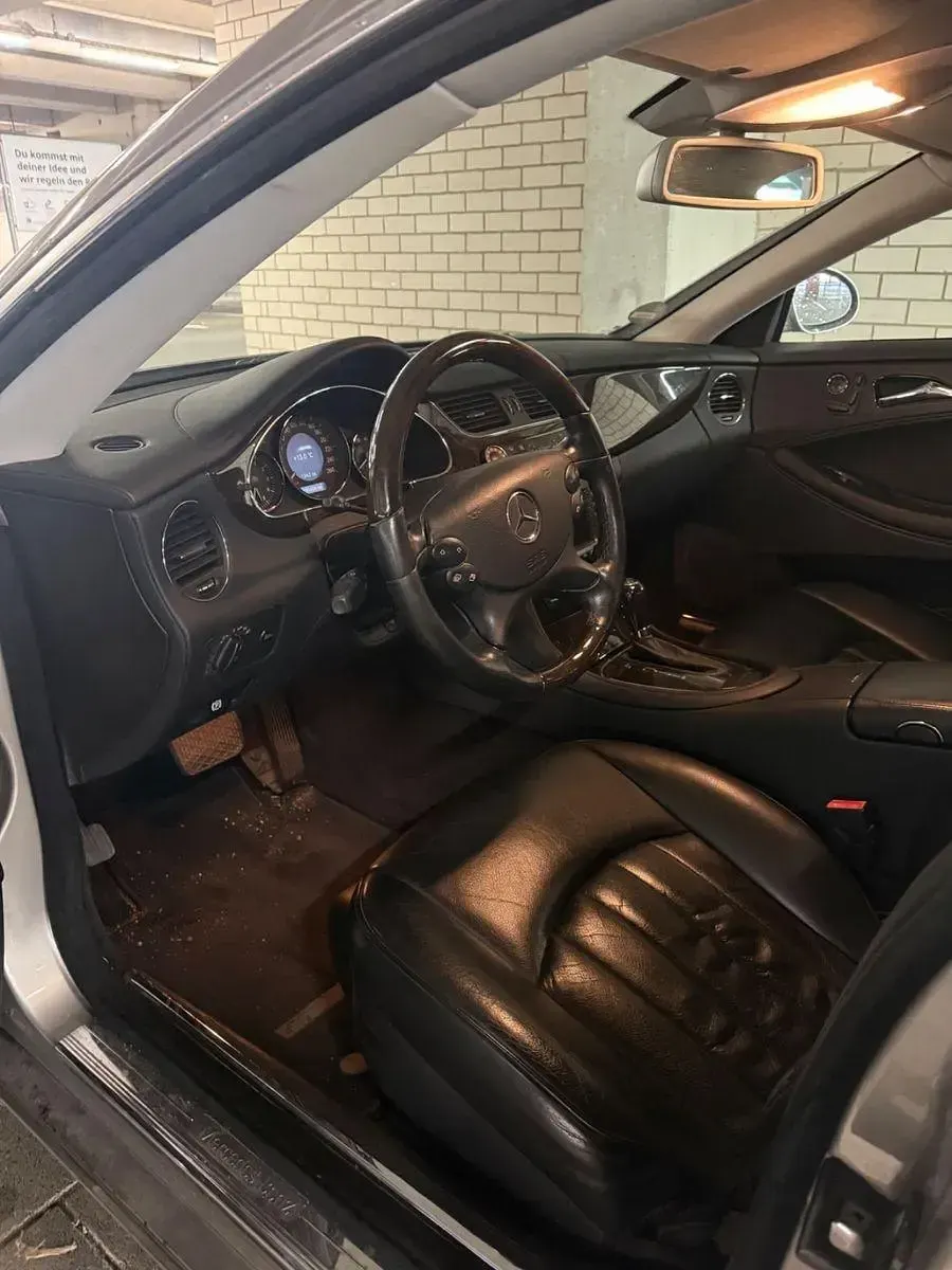 Gebraucht Mercedes CLS350 272 PS (200 kW) 2005 Grau Coupé