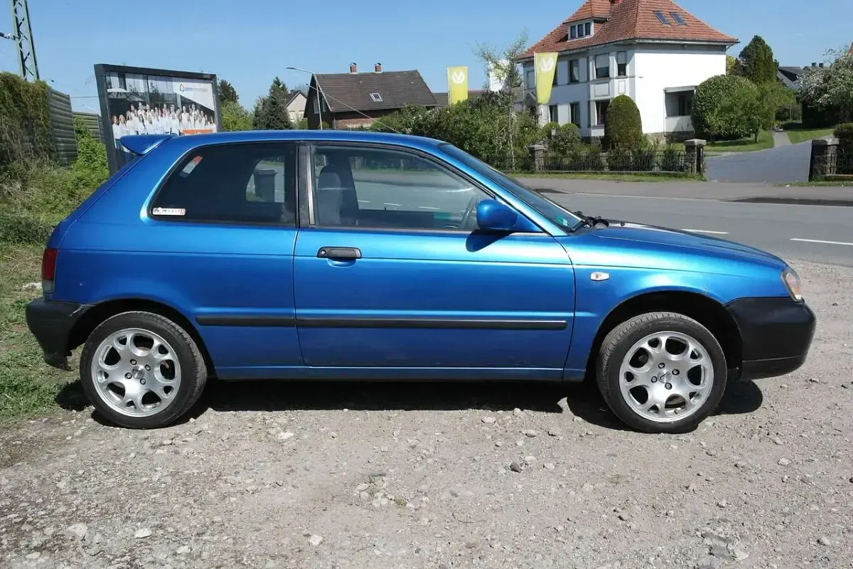 Gebraucht Suzuki Baleno 86 PS (63 kW) 2002 Other Limousine