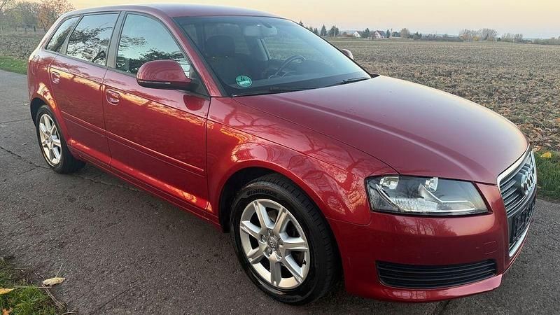 Rot Gebraucht 2009 Audi A3 Sport Limousine | 9.950 € (Teuer) - Bild 1/4