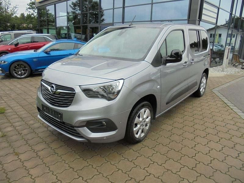 Grau Gebraucht 2022 Opel Combo-e Life Elegance Van / Kleinbus | 18.990 € (Fairer Preis) - Bild 1/4