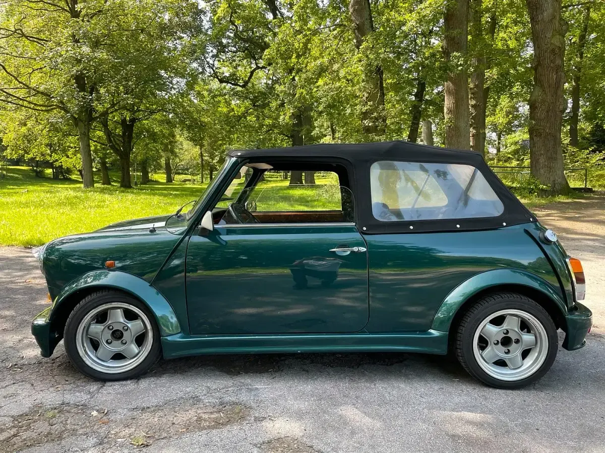 Usata Mini Cooper Cabriolet 66 CV (48 kW) 1991 Verde Cabrio