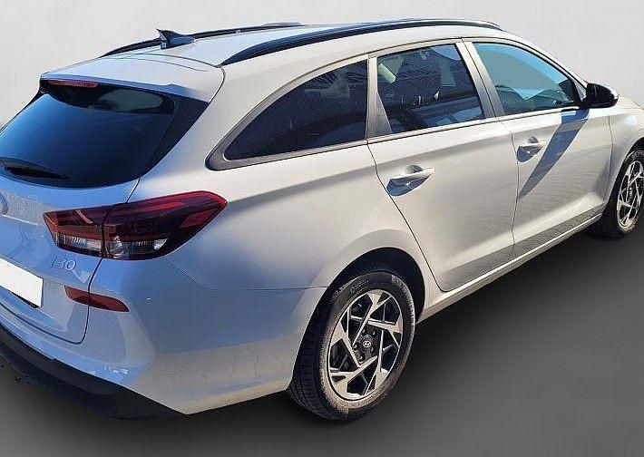 Neu Hyundai i30 140 PS (102 kW) 2025 Weiß Limousine