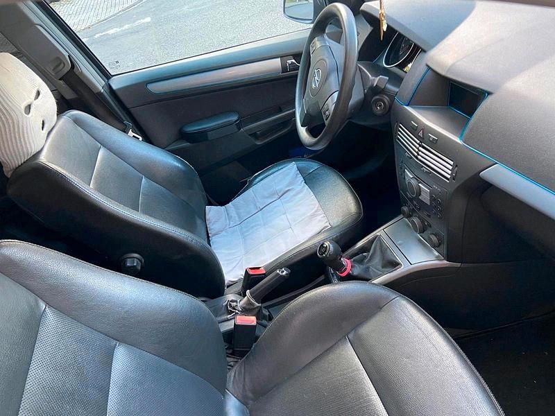 Gebraucht Opel Astra 101 PS (74 kW) 2004 Grau Kleinwagen